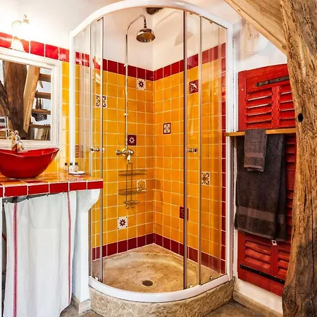 Mas La Jaina Bed & Breakfast Bargemon