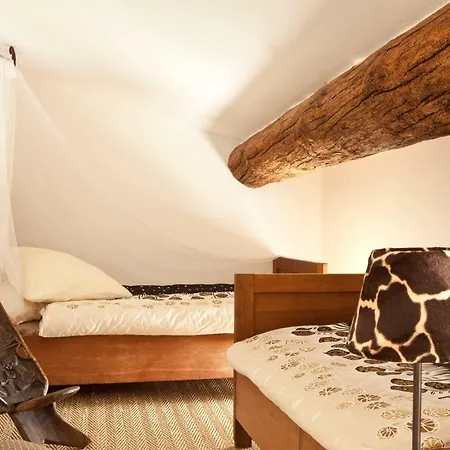 Mas La Jaina Bed & Breakfast 2*