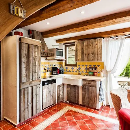 Bed & Breakfast Mas La Jaina Bargemon